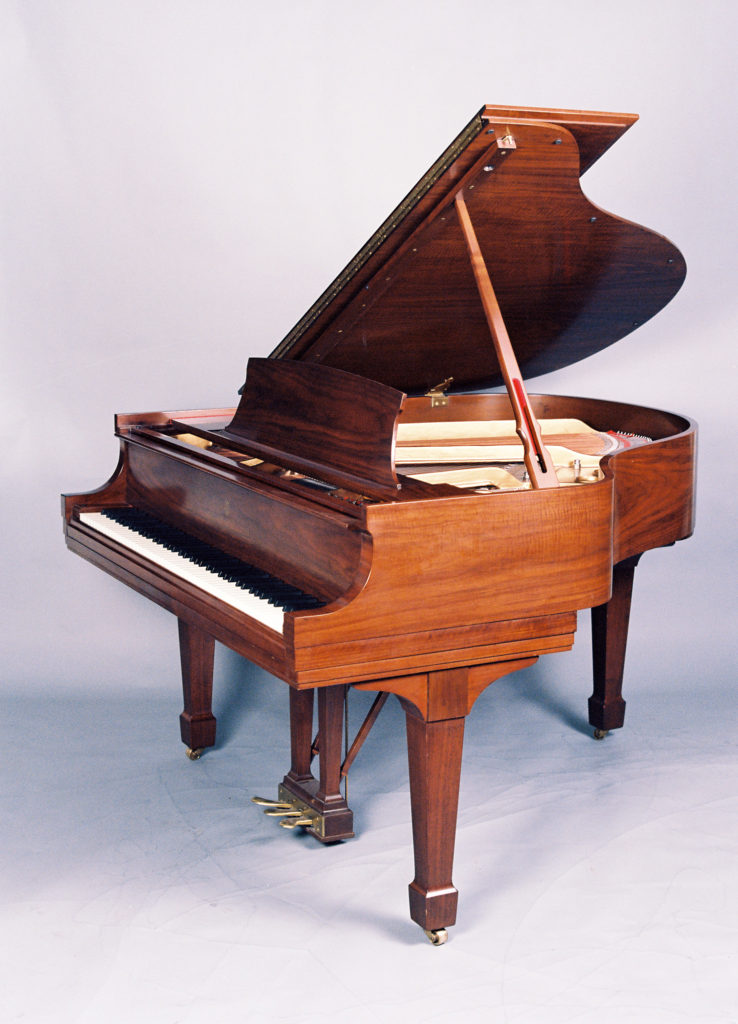 Steinway & Sons Piano Model S Walnut 468374